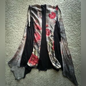 Black & Floral Shawl🖤🪷